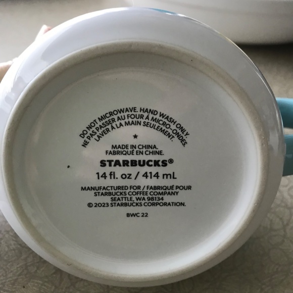 2023 Starbucks mug - Picture 3 of 4